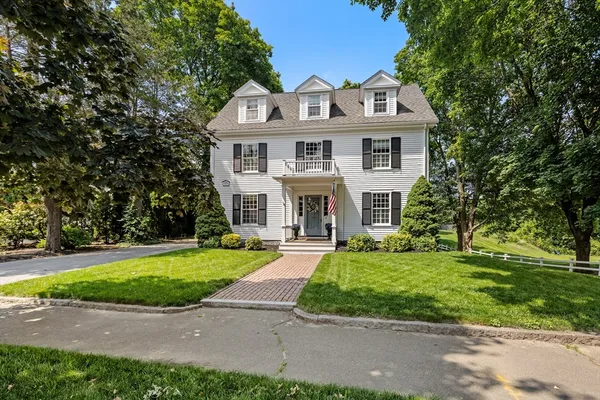 $2,995,000 | 6 Leavitt Street, Hingham, MA 02043