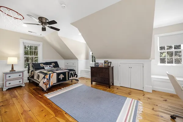 $2,995,000 | 6 Leavitt Street, Hingham, MA 02043