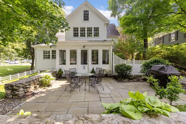 $2,995,000 | 6 Leavitt Street, Hingham, MA 02043