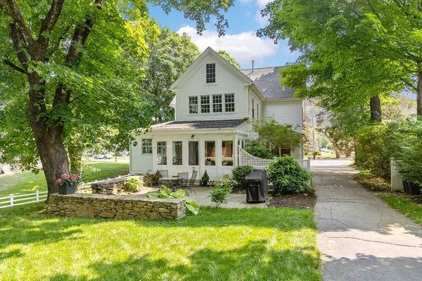 $2,995,000 | 6 Leavitt Street, Hingham, MA 02043