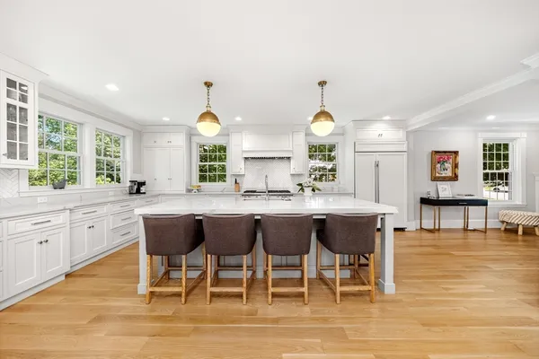 $2,995,000 | 6 Leavitt Street, Hingham, MA 02043