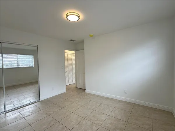 $1,895 | 5621 Southwest 36th Court, Unit 201, Davie, FL 33314