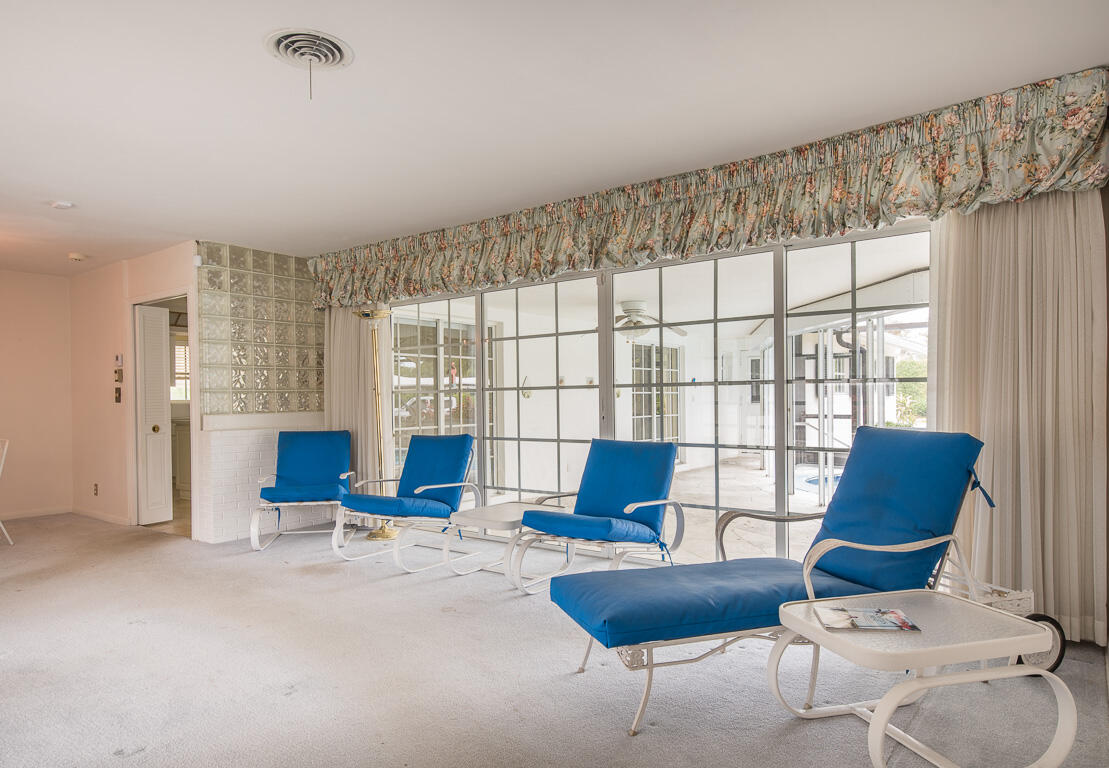 771 Southwest 4th Street Boca Raton, FL 33486 - Photo 9 of 24 Living Room