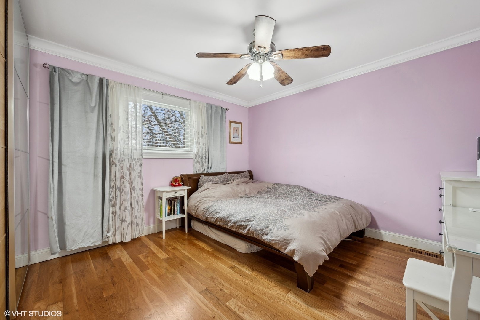 607 Craig Place Addison, IL 60101 - Photo 6 of 19 Gallery Image 6