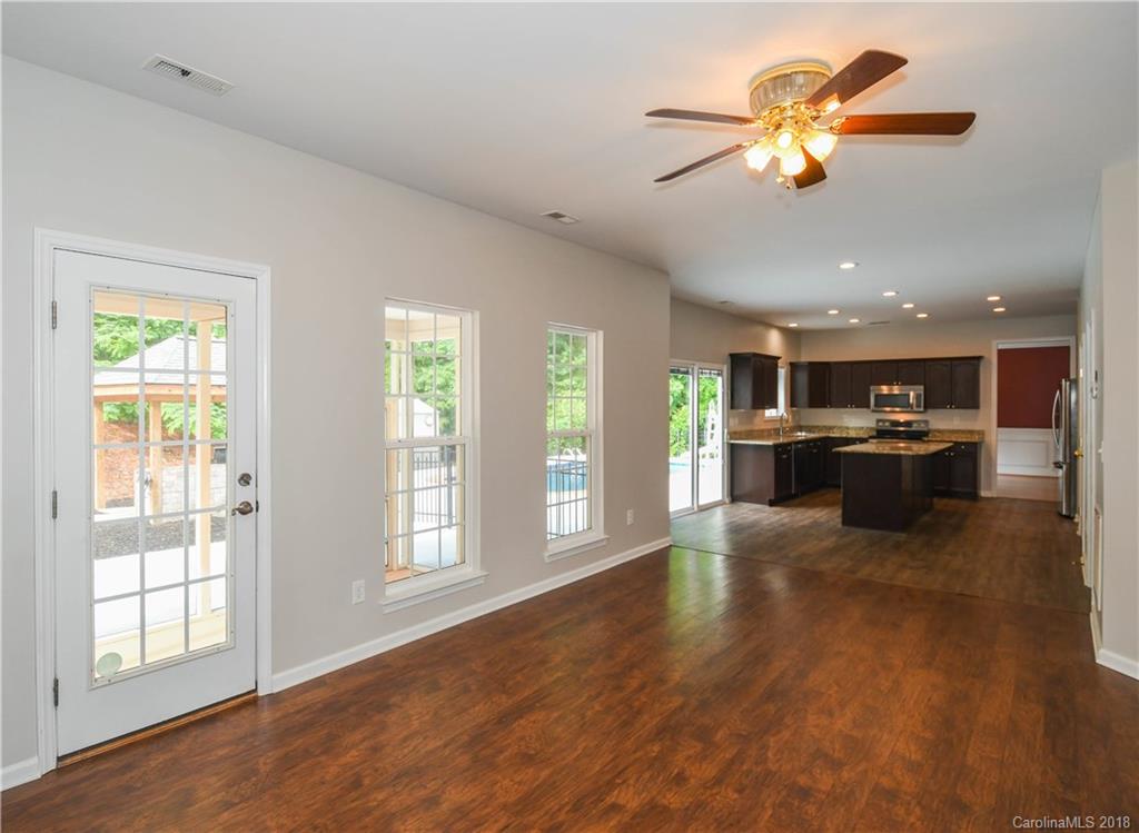 918 Furman Court Fort Mill, SC 29708 - Photo 16 of 28 Gallery Image 16