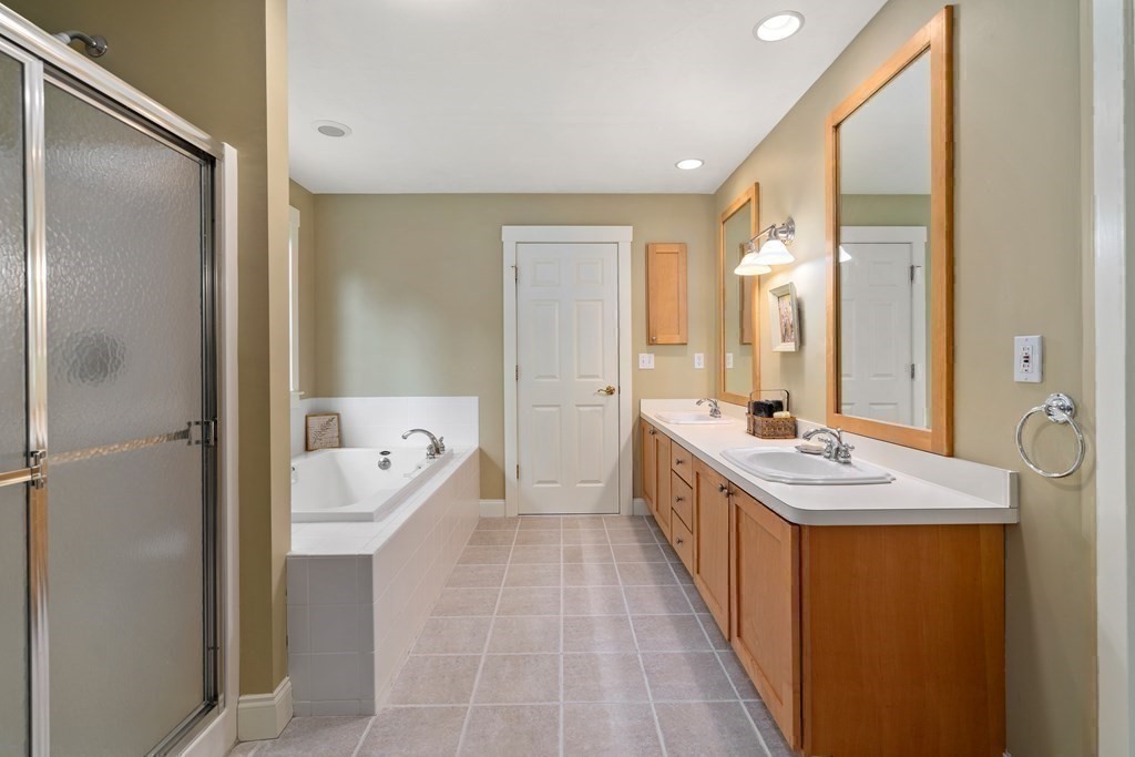 65 Kendall Hill Road Sterling, MA 01564 - Photo 20 of 32 Gallery Image 20