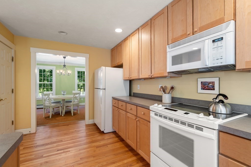 65 Kendall Hill Road Sterling, MA 01564 - Photo 9 of 32 Gallery Image 9