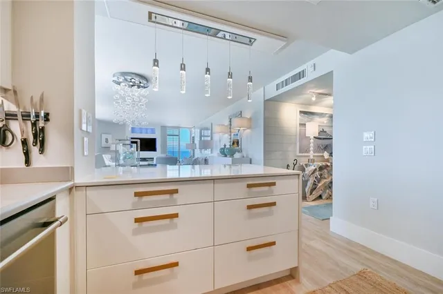 $20,000 | 3115 Gulf Shore Boulevard North, Unit 608S, Naples, FL 34103