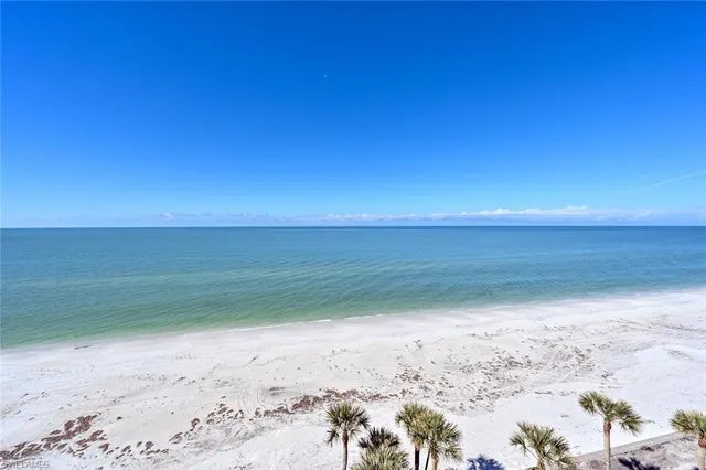 $20,000 | 3115 Gulf Shore Boulevard North, Unit 608S, Naples, FL 34103