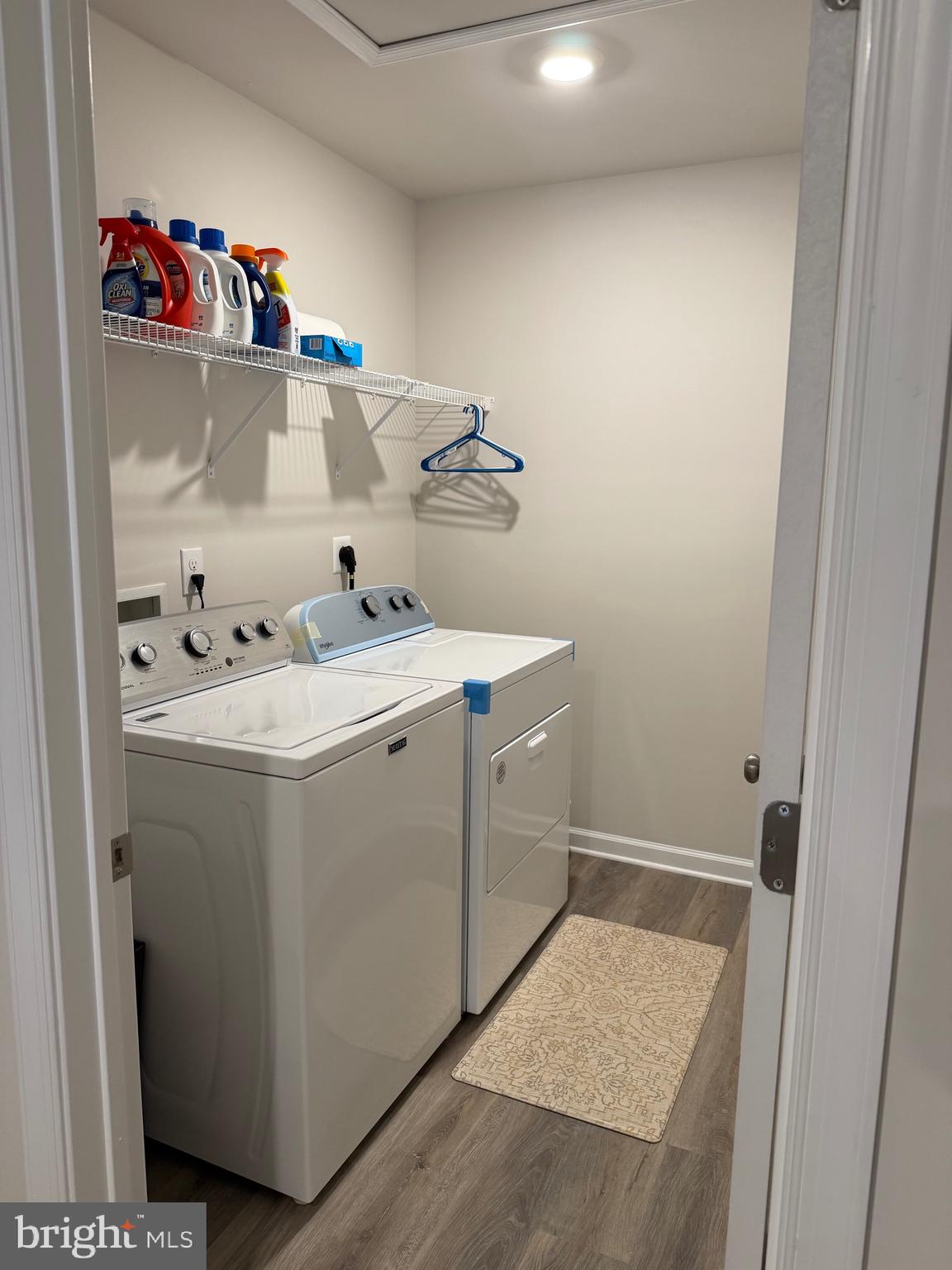 13 Outsail Avenue Barnegat, NJ 08005 - Photo 25 of 32 a utility room with dryer and washer