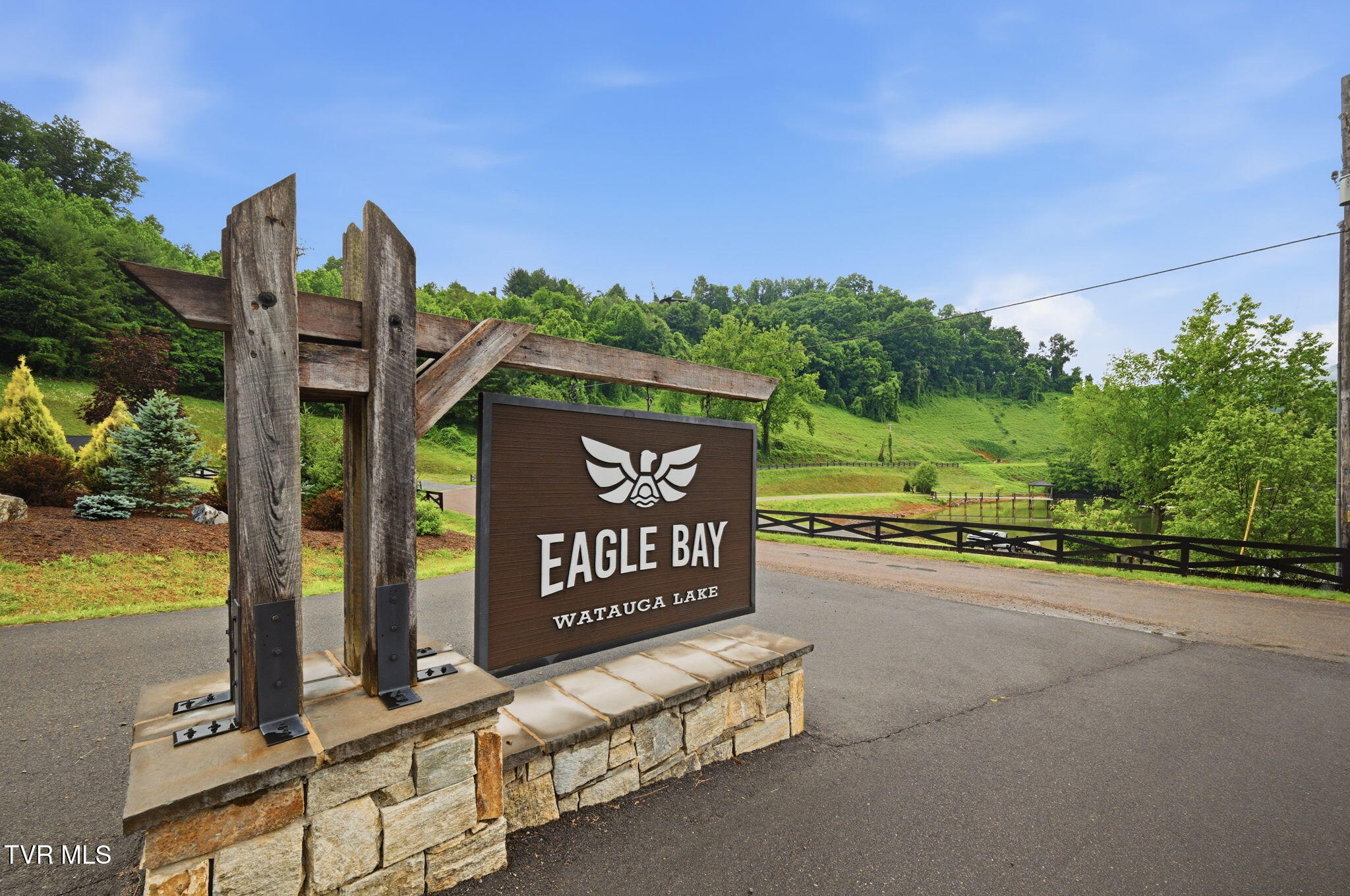 Lot 21 Eagle Rdg Parkway, Unit 21 Butler, TN 37640 - Photo 2 of 17 13-web-or-mls-EXT_9139 (1)