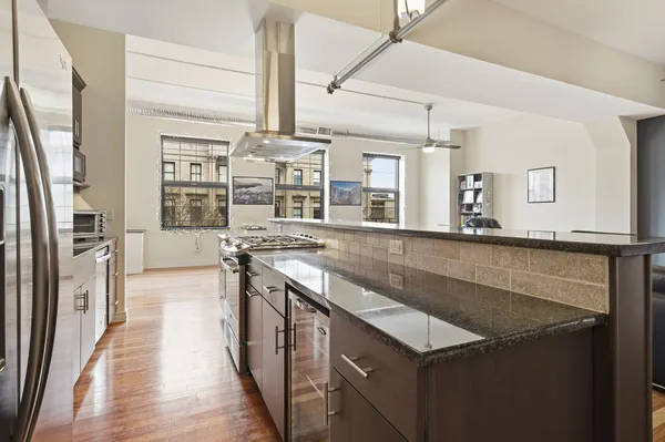 $355,000 | 212 North Center Street, Unit 301, Bloomington, IL 61701