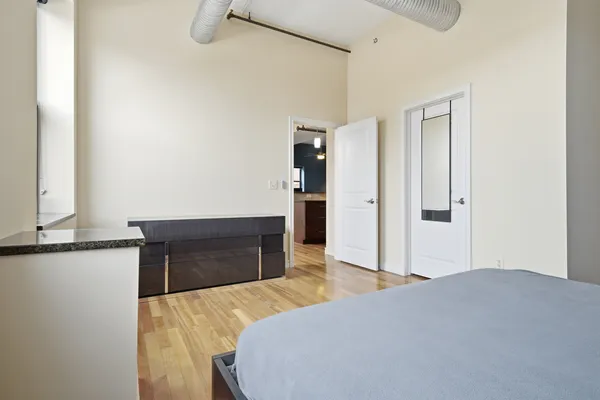 $355,000 | 212 North Center Street, Unit 301, Bloomington, IL 61701