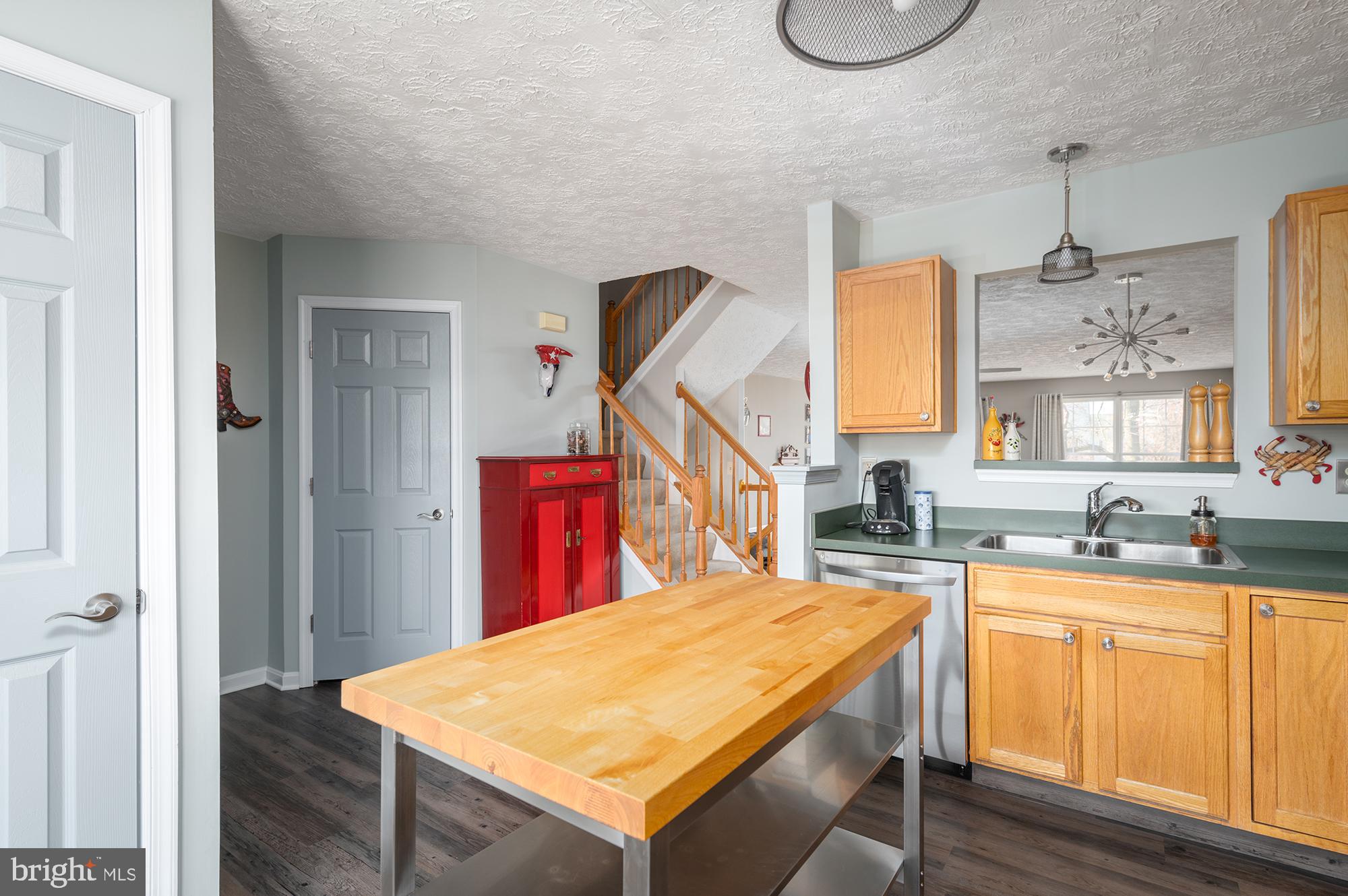 2152 Kyle Green Road Abingdon, MD 21009 - Photo 13 of 38 Meticulous Kitchen