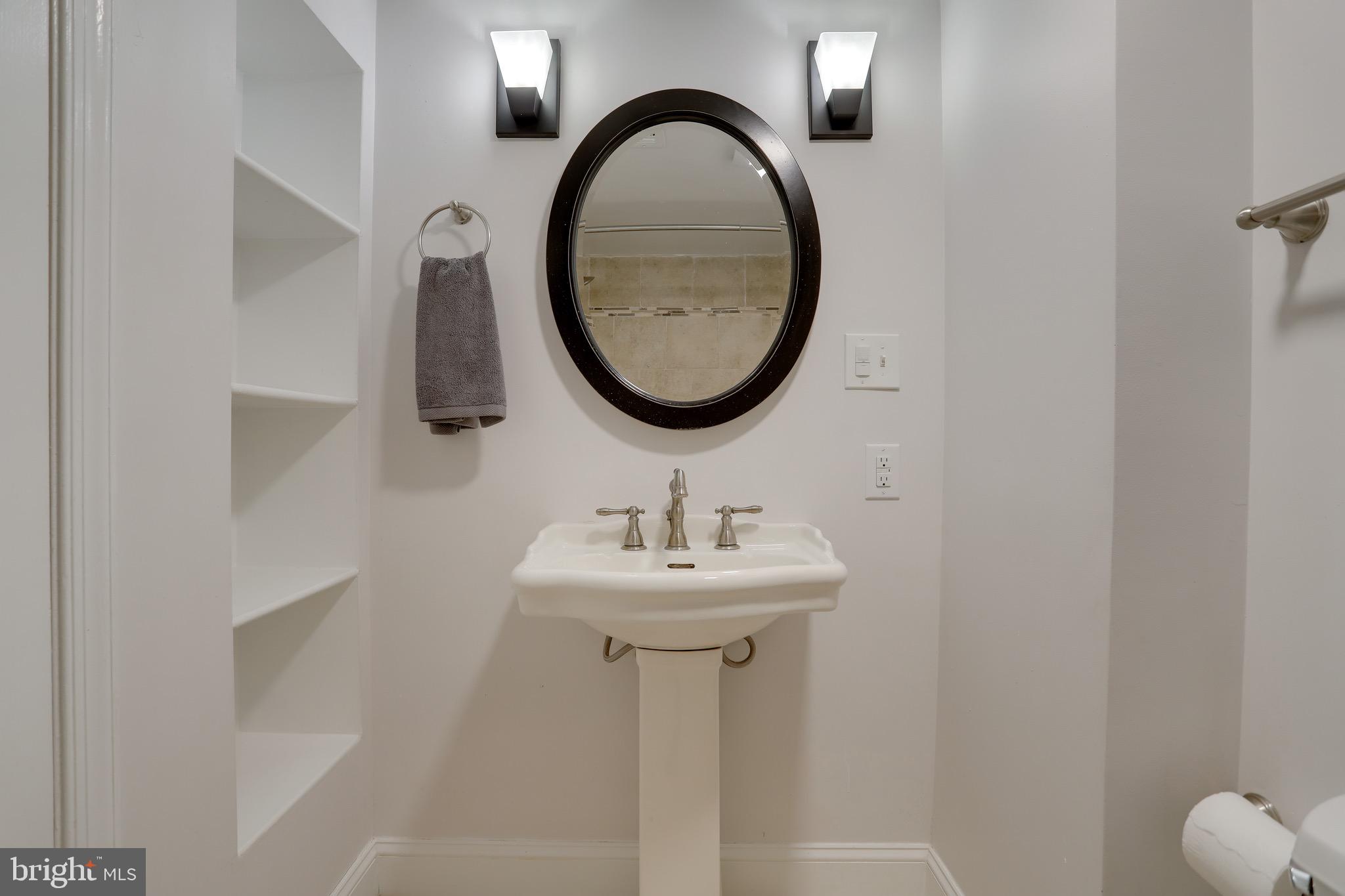 1437 A Street Northeast, Unit 1437 Washington, DC 20002 - Photo 36 of 46