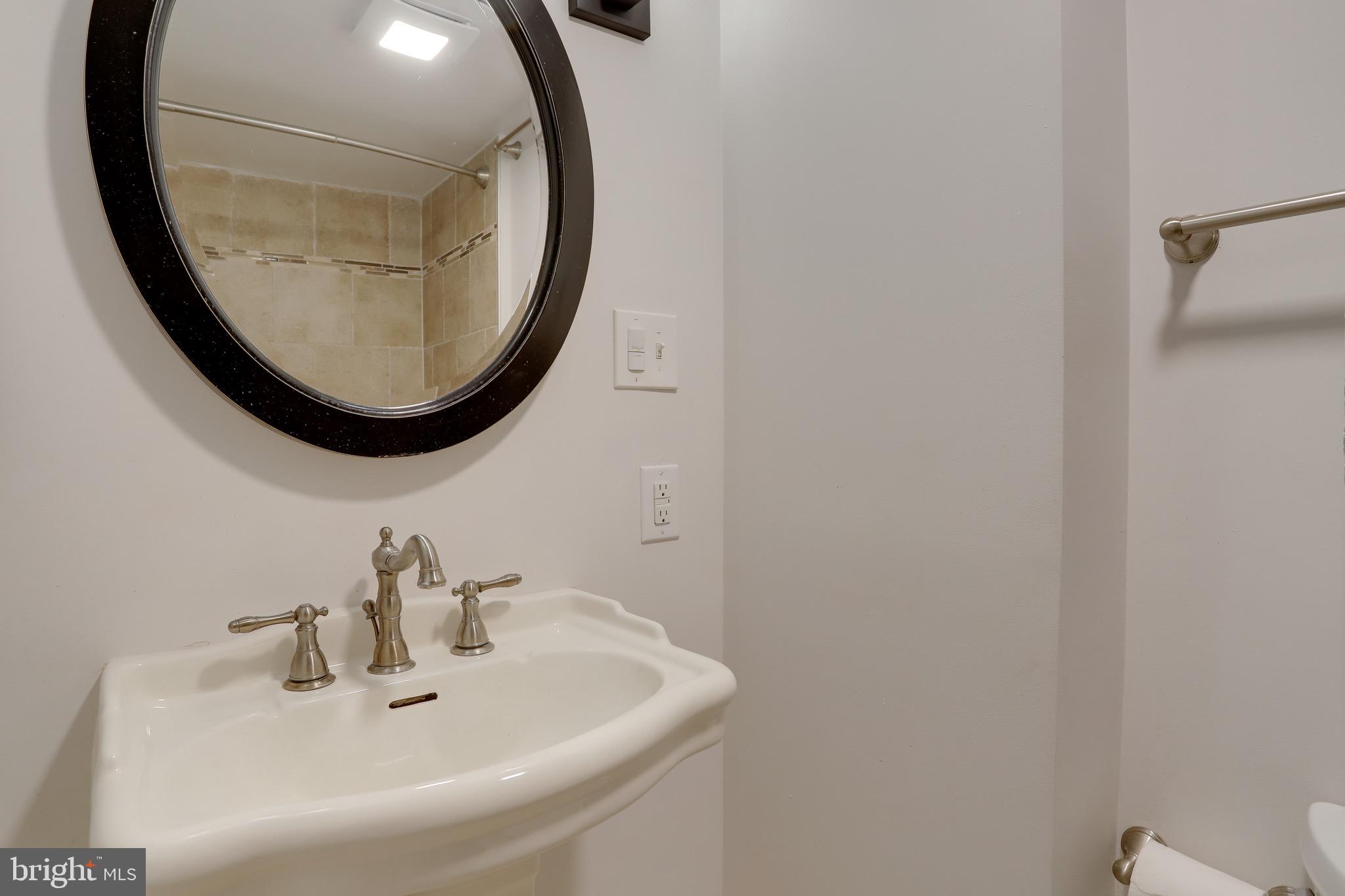 1437 A Street Northeast, Unit 1437 Washington, DC 20002 - Photo 38 of 46