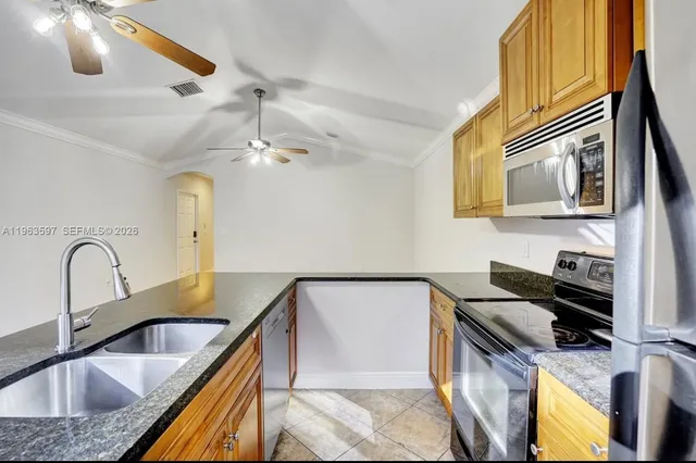 $2,600 | 4728 Clemens Street, Lake Worth, FL 33463