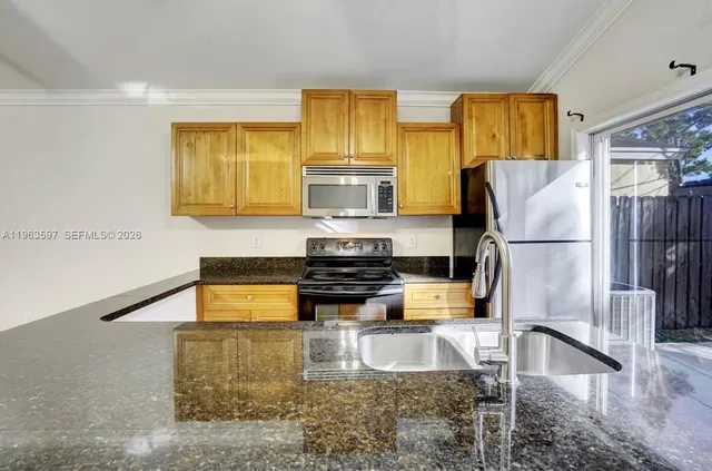 $2,600 | 4728 Clemens Street, Lake Worth, FL 33463