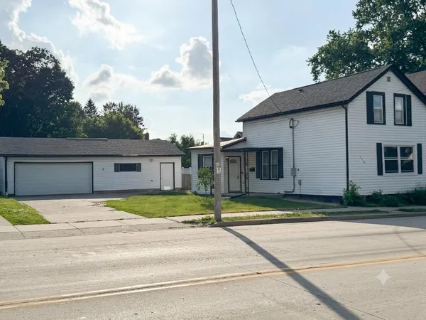 $279,900 | 510 North Church Street, Watertown, WI 53098
