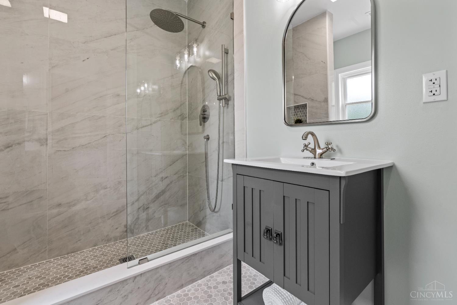 4150 Paddock Road Cincinnati, OH 45229 - Photo 49 of 80 Gallery Image 49