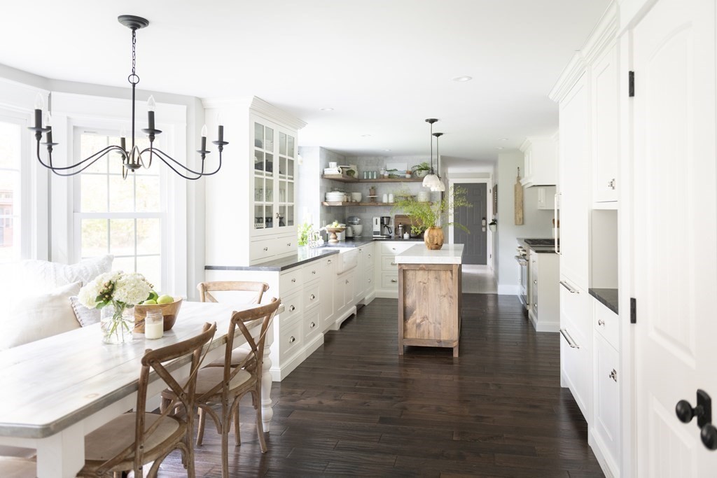 14 Ridge Road Hopkinton, MA 01748 - Photo 8 of 36 Gallery Image 8