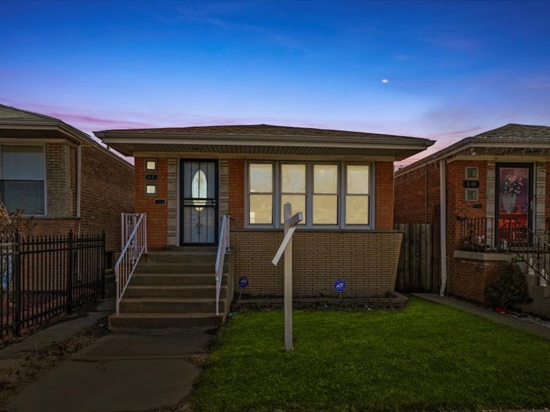 3407 West 79th Street Chicago, IL 60652 - Photo 3 of 22