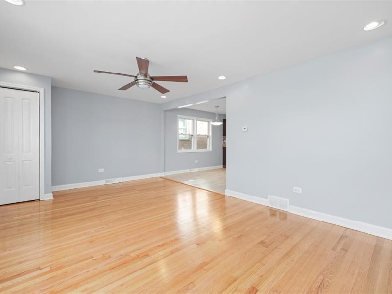 3407 West 79th Street Chicago, IL 60652 - Photo 5 of 22