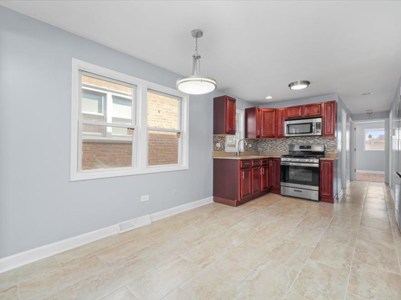 3407 West 79th Street Chicago, IL 60652 - Photo 8 of 22