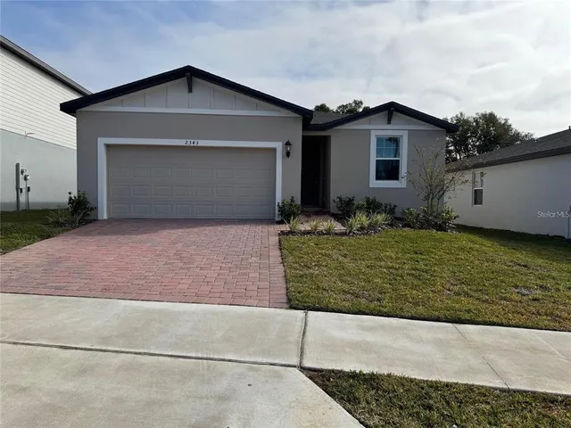 a view of a garage room