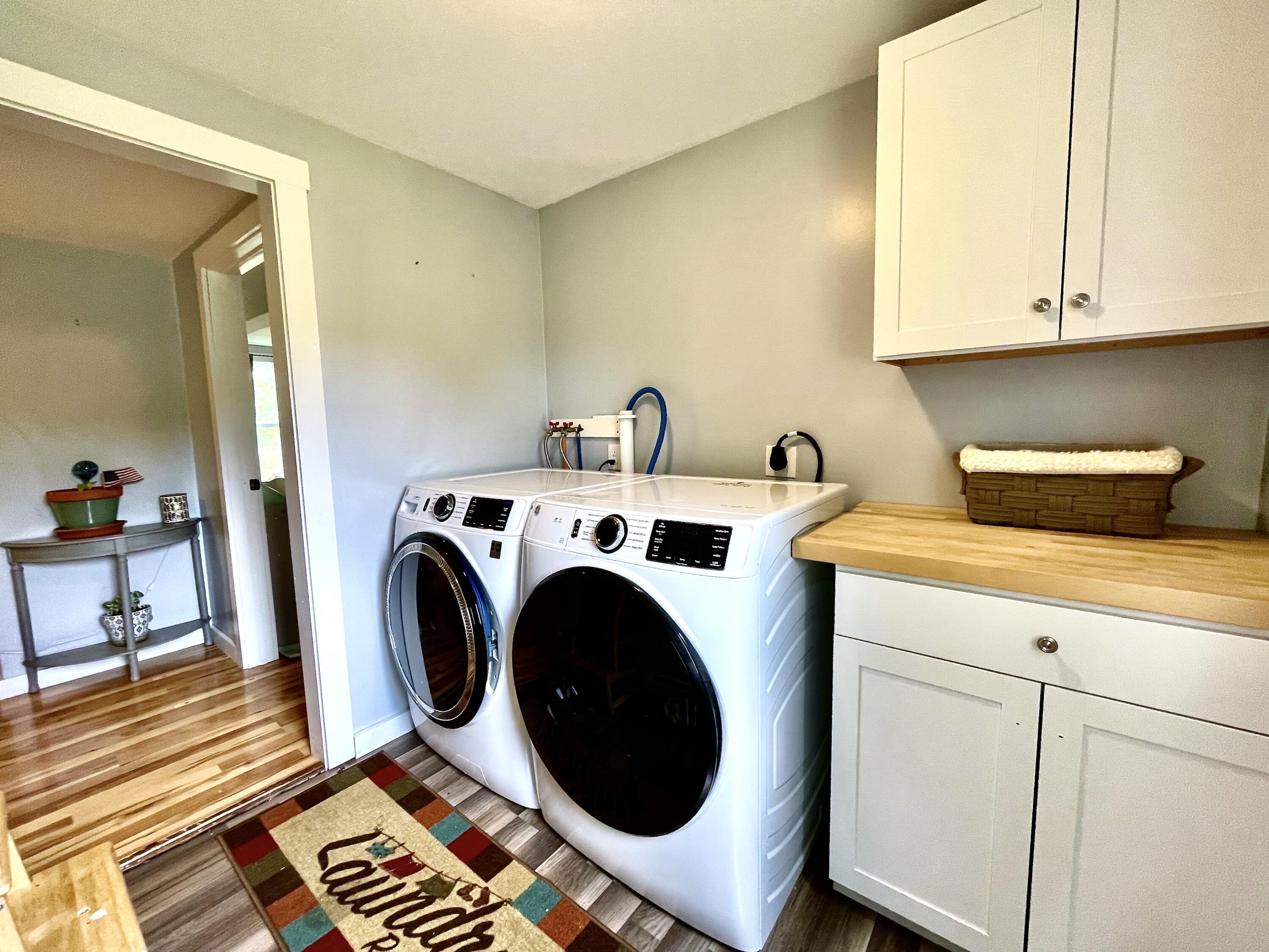 11 Pine Street Porter, ME 04068 - Photo 14 of 36 Laundry room