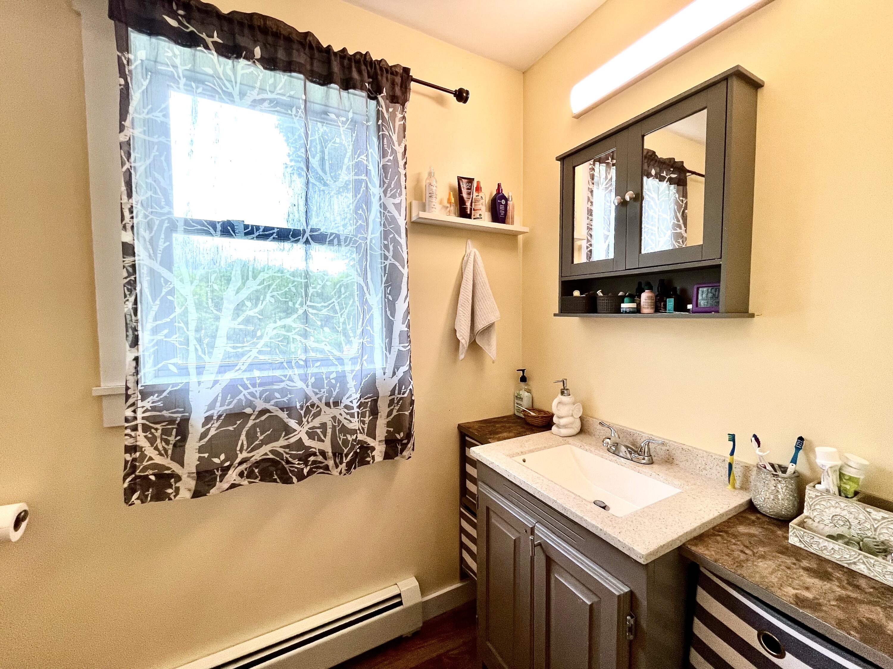 11 Pine Street Porter, ME 04068 - Photo 18 of 36 2nd Floor Bath