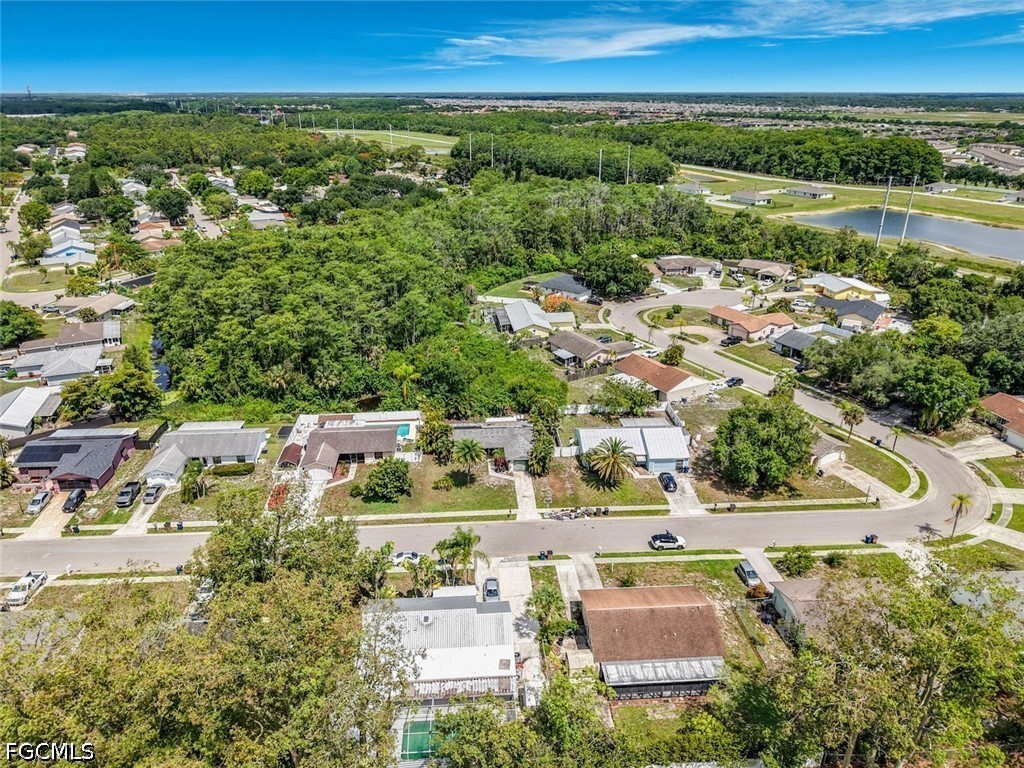 15506 Spring Line Lane Fort Myers, FL 33905 - Photo 9 of 50
