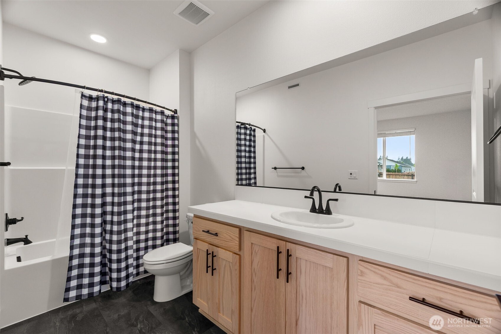 504 Pagget Avenue Winlock, WA 98596 - Photo 12 of 27