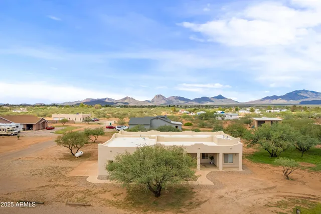 $329,000 | 2537 North Euphoria Lane, Huachuca City, AZ 85616