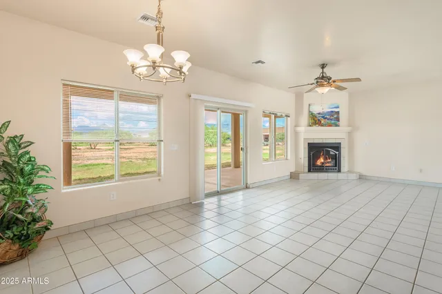 $329,000 | 2537 North Euphoria Lane, Huachuca City, AZ 85616