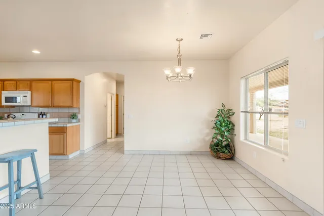 $329,000 | 2537 North Euphoria Lane, Huachuca City, AZ 85616