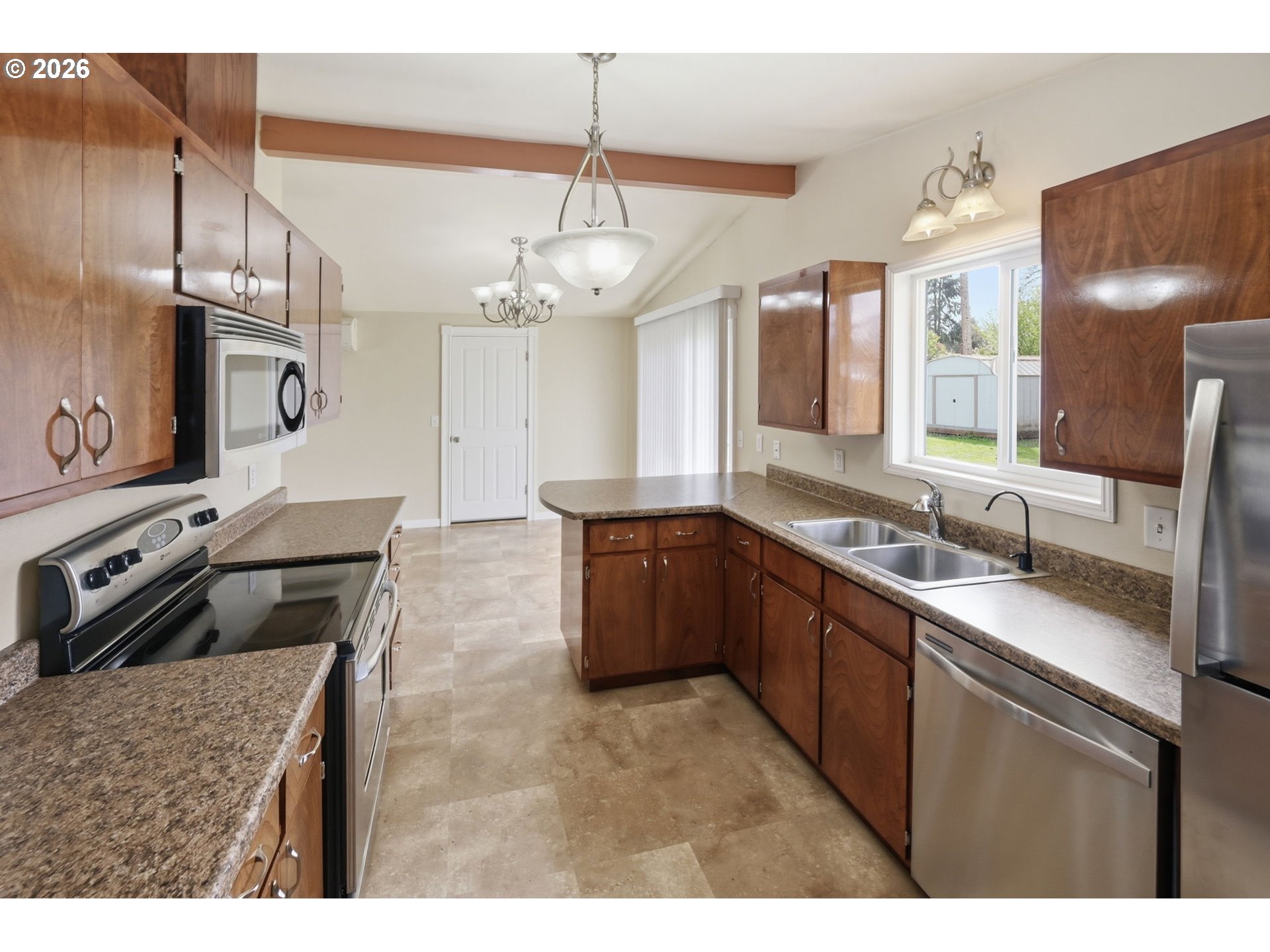 3698 Revell Street Eugene, OR 97404 - Photo 11 of 34