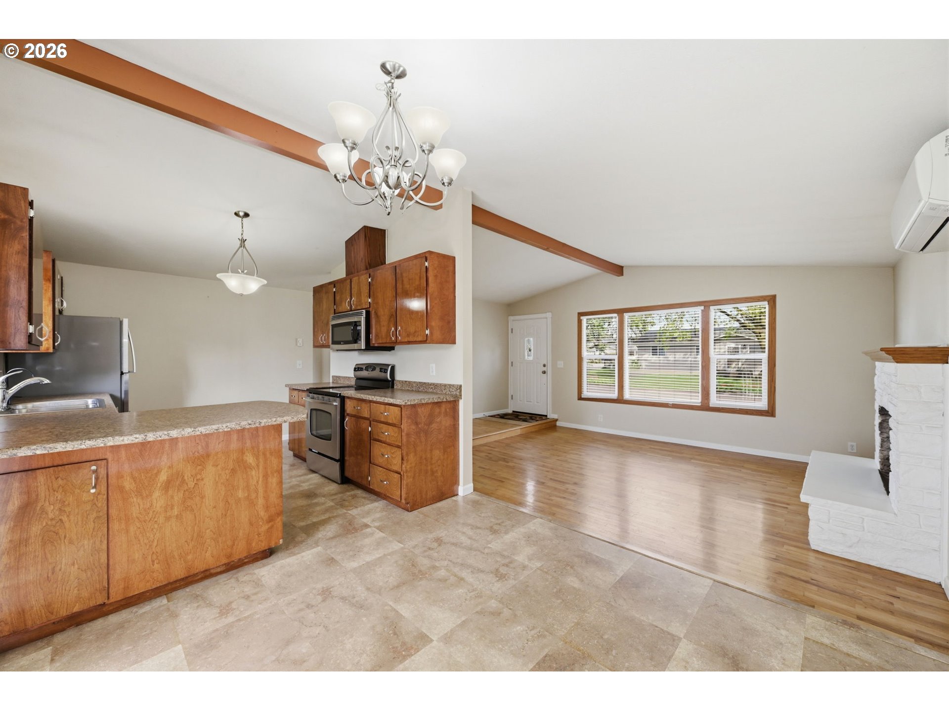 3698 Revell Street Eugene, OR 97404 - Photo 9 of 34