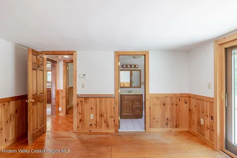 $625,000 | 534 Collins Street, Hillsdale, NY 12529