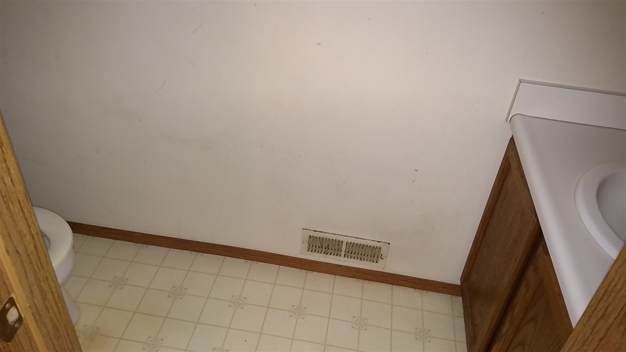 777 South Leaton Road Mount Pleasant, MI 48858 - Photo 23 of 26 1830391-22.JPG
