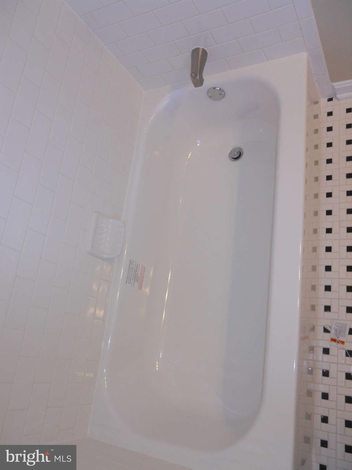 1532 Ramblewood Road Baltimore, MD 21239 - Photo 21 of 25 Bath