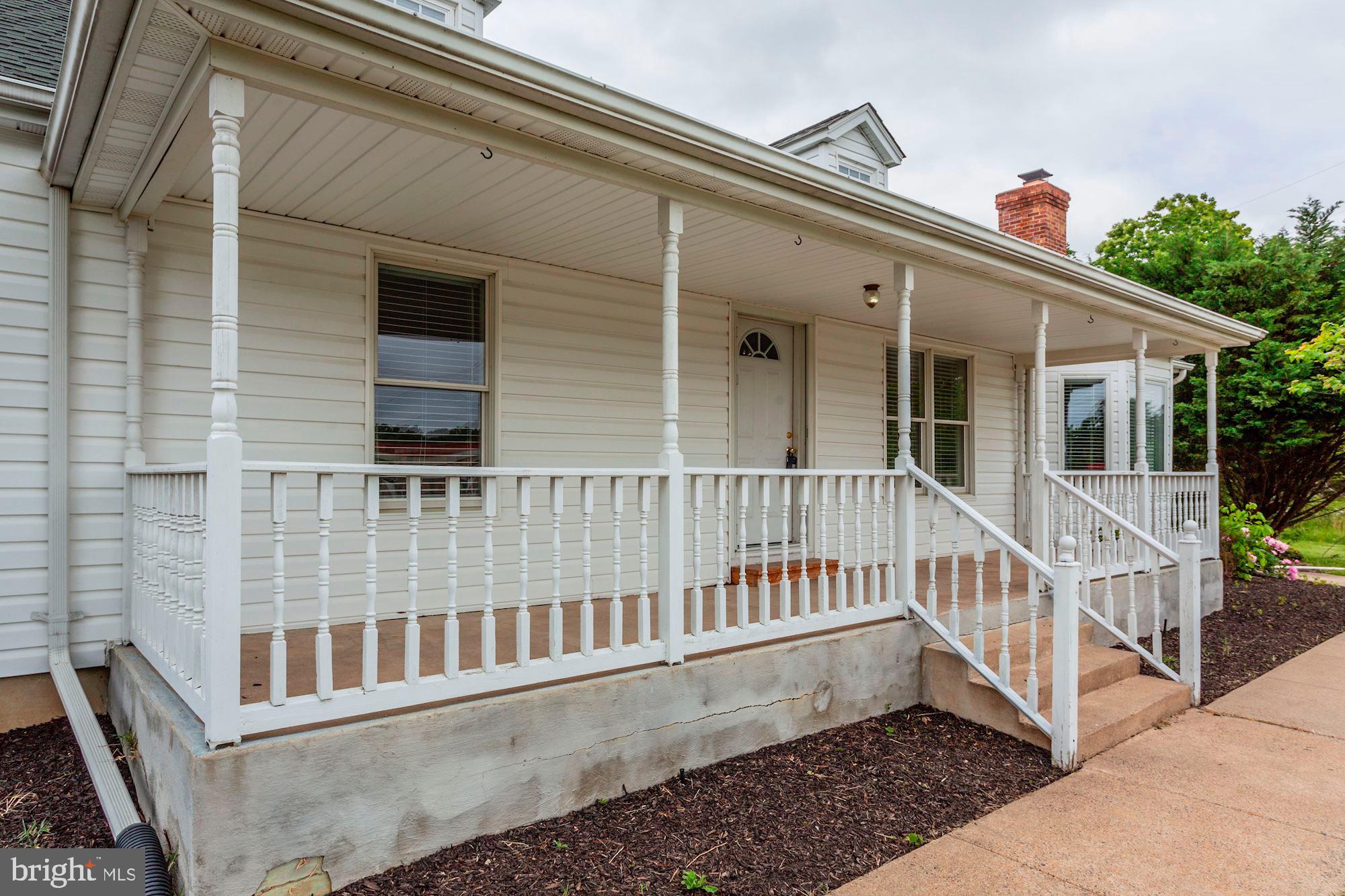 7412 Hoadly Road Manassas, VA 20112 - Photo 4 of 46 Gallery Image 4