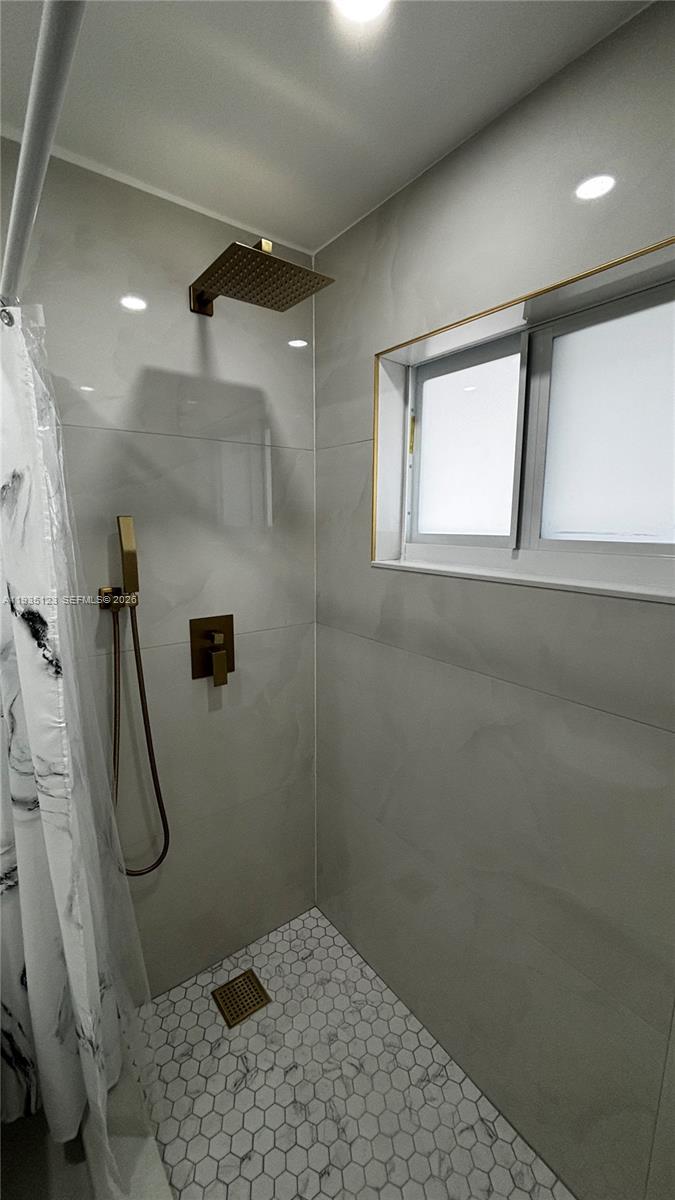 14799 Southwest 71st Lane Miami, FL 33193 - Photo 13 of 26