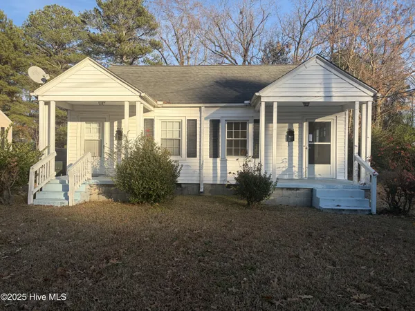 $180,000 | 906 Corbett Avenue Northeast, Wilson, NC 27893