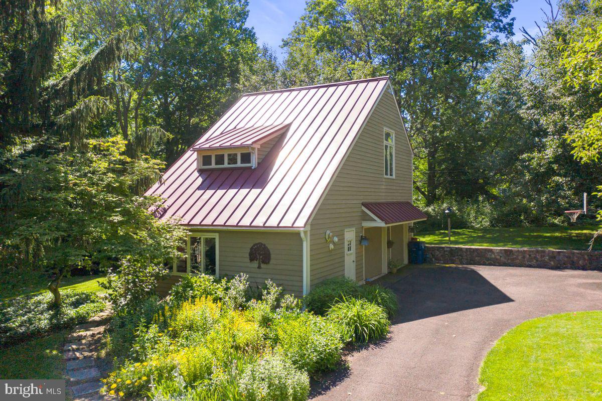 81 Golfview Road Doylestown, PA 18901 - Photo 21 of 35