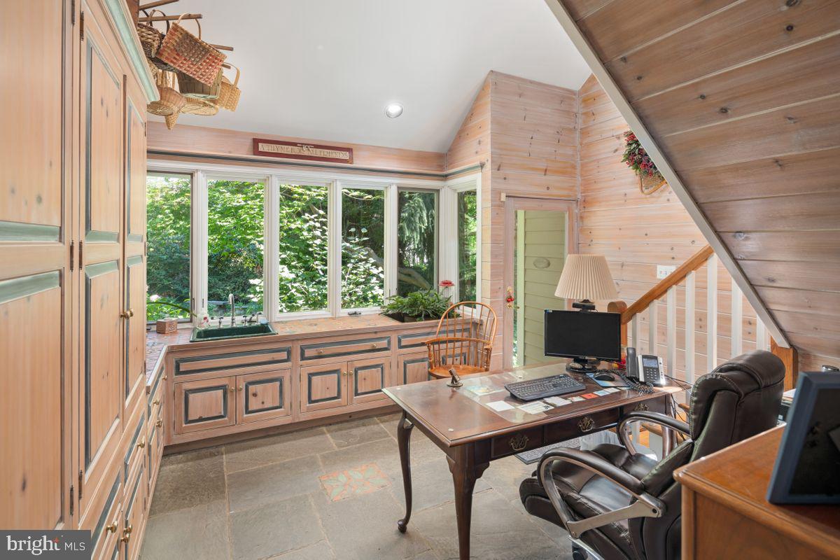 81 Golfview Road Doylestown, PA 18901 - Photo 23 of 35