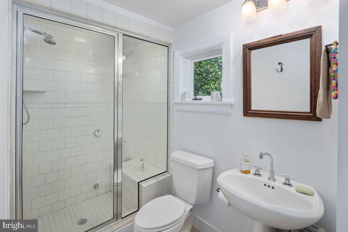 81 Golfview Road Doylestown, PA 18901 - Photo 27 of 35