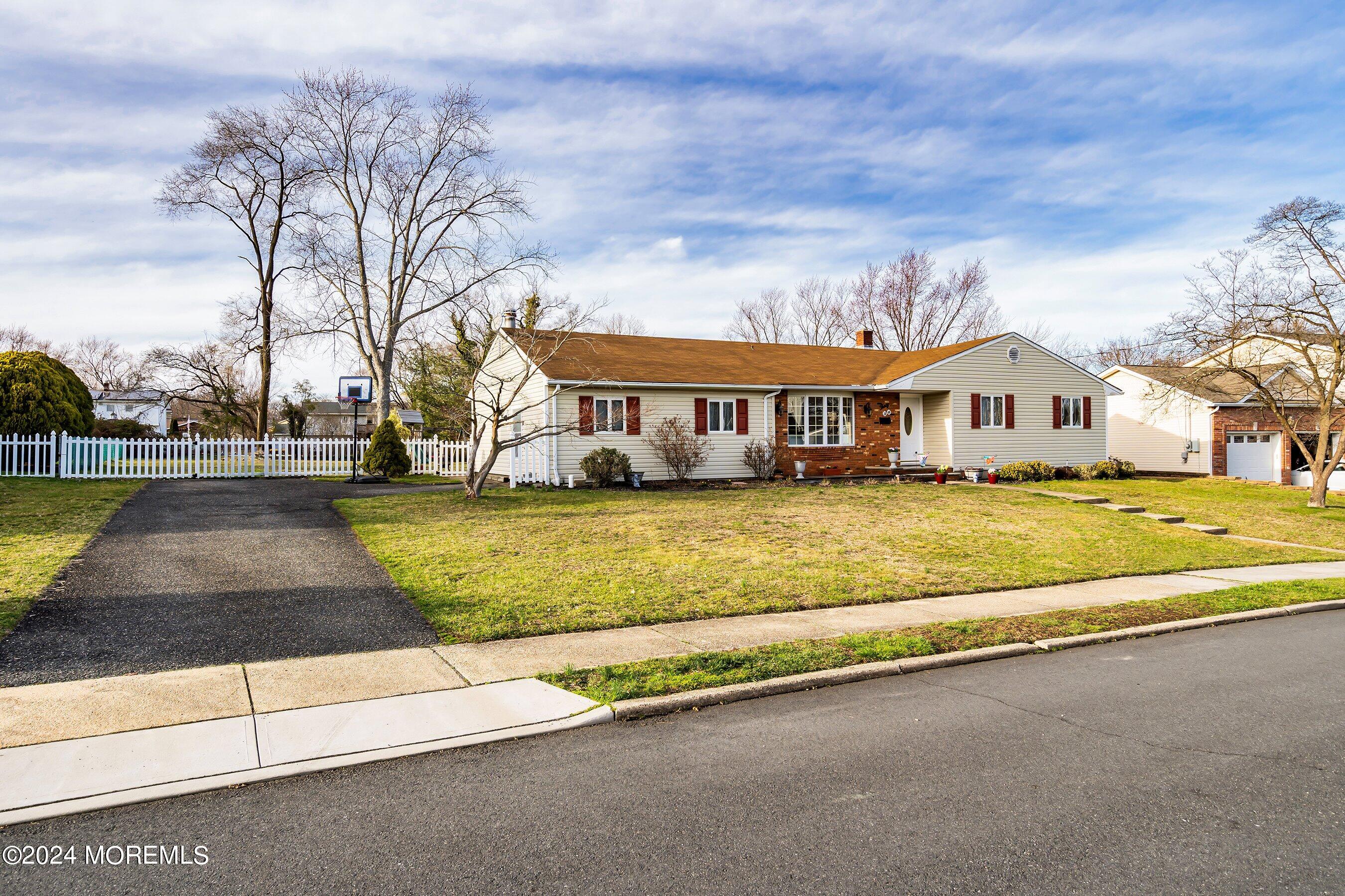 30 Springhill Drive Howell, NJ 07731 - Photo 16 of 26 03-Front Left