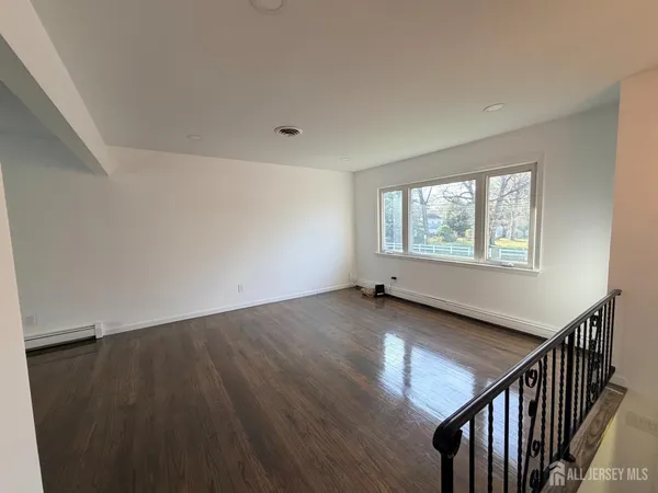 $4,200 | 2460 Woodbridge Avenue, Edison, NJ 08817