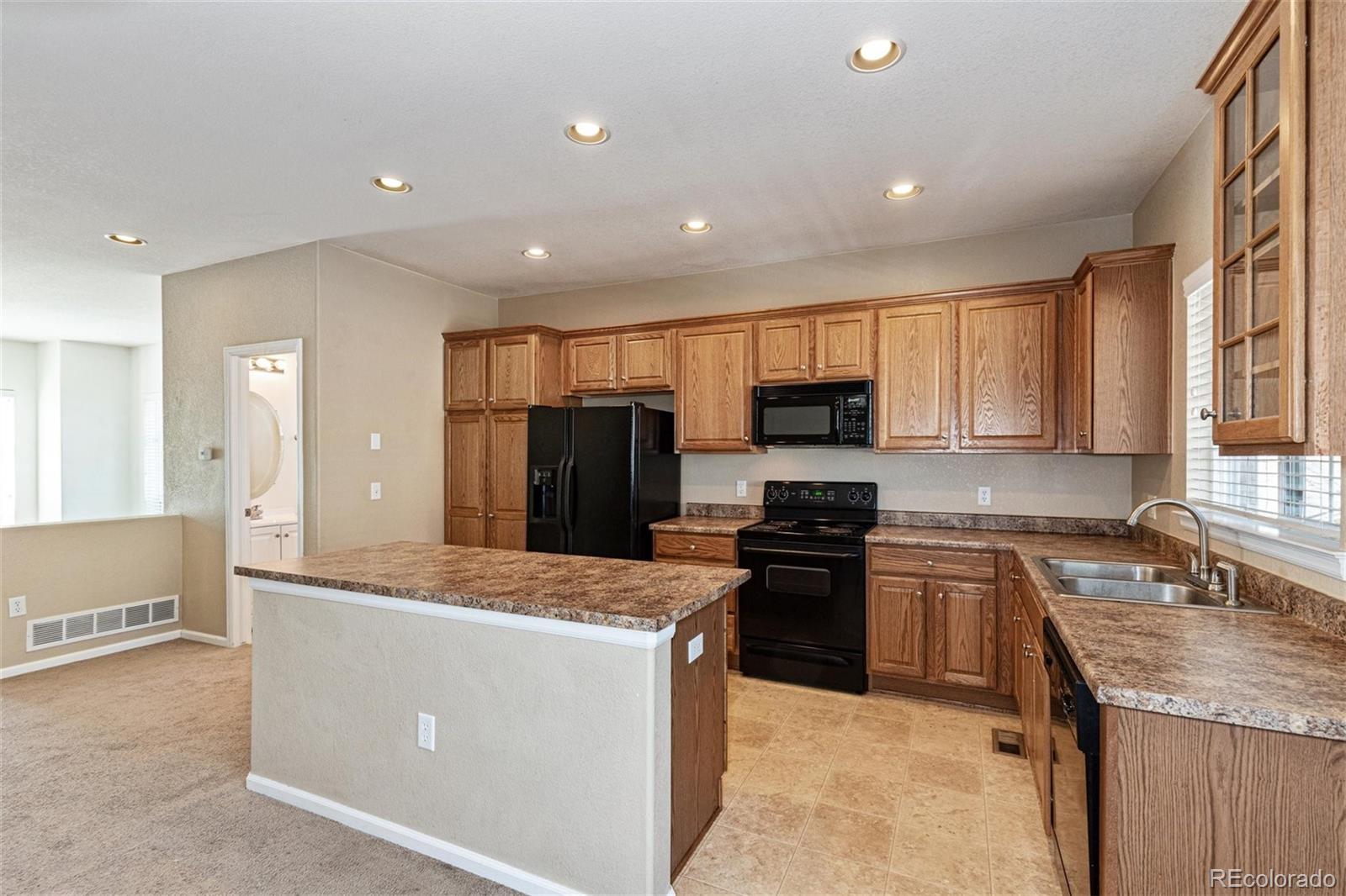 515 Elmhurst Way, Unit A Highlands Ranch, CO 80129 - Photo 11 of 25 Gallery Image 11